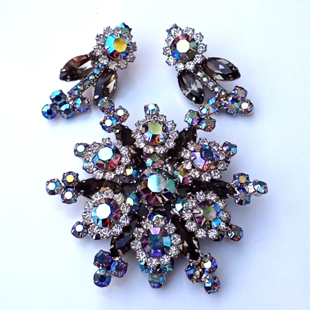 c'60s AUTHENTIC JULIANA Aurora Borealis & White Crystal Rhinestone Demi Parure